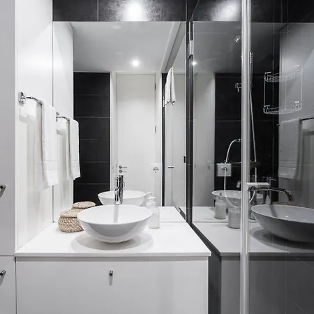 Guestready - The Other Side *