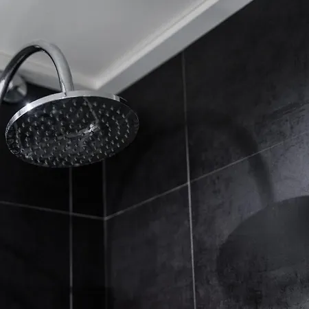 Guestready - The Other Side ポルト