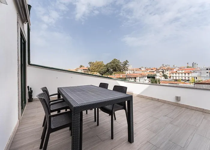 Guestready - The Other Side * Oporto
